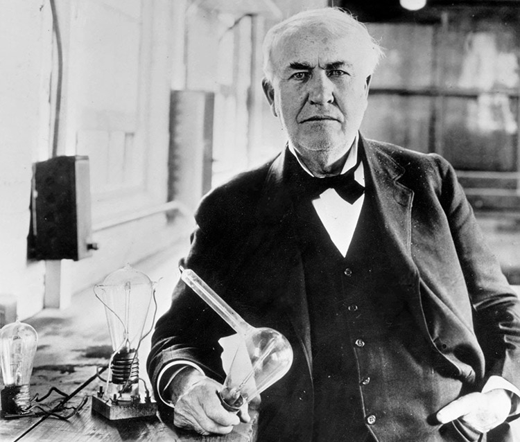 Thomas Edison Light Bulb