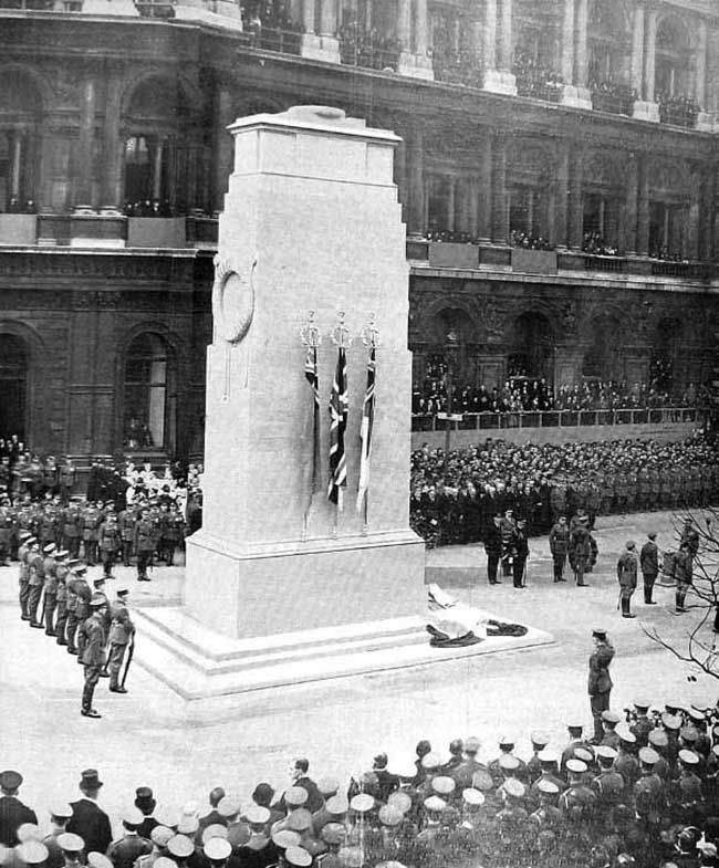 The unveiling ceremony on 11 November 1920