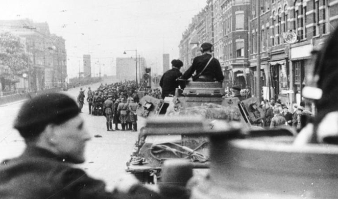 German_Troops_Rotterdam_May_1940
