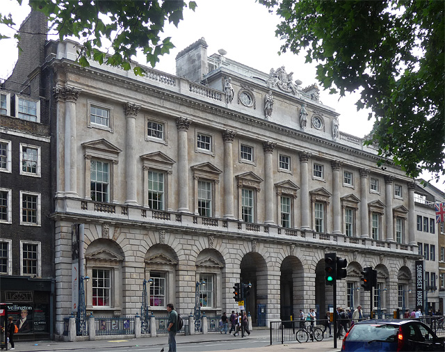 Somerset House on The Strand is where the Courtauld Institute is based. Image source: Stephen Richards / CC BY-SA 2.0.