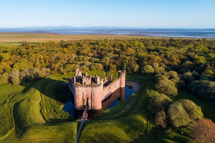 Caerlaverock Castle: Scotland's Triangular Fortress