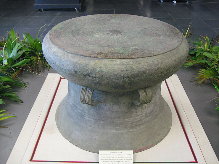 Tambor de bronze Cổ Loa