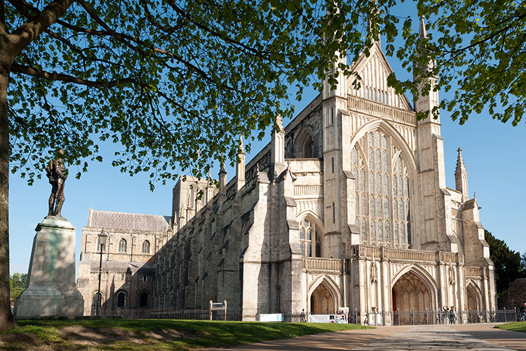 https://www.historyhit.com/app/uploads/2021/02/Winchester-Cathedral.jpg