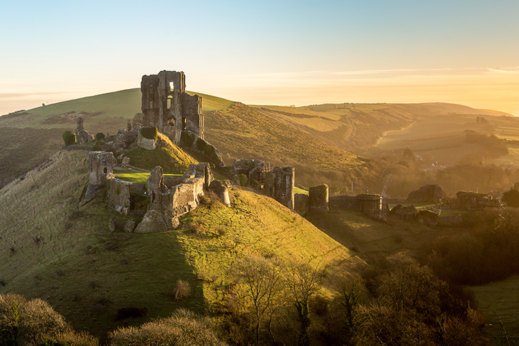 Corfe Castle - History and Facts  History Hit