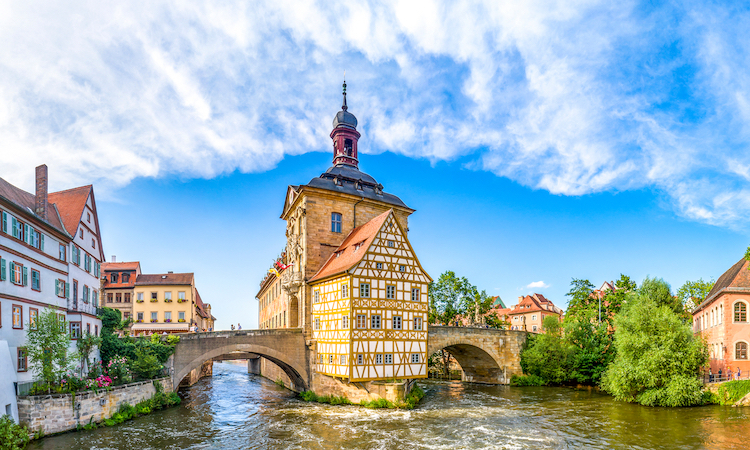 Charming Medieval Towns to Visit in Europe | Historical Landmarks ...